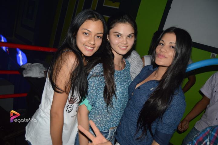 Foto 14 de El Manicomio sábado 18 de julio 2015 en Discoteca El Manicomio Bucaramanga, Bucaramanga