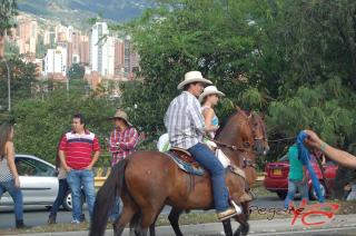 Foto 14 de Cabalgata Palco Mundo U 4 de Agosto en Cabalgata Palco Mundo U, Medellín