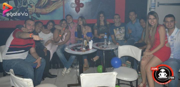 Foto 20 de Ampm Bar - AMOR & AMISTAD 2016 en Am / PM Bar - Cali, Cali