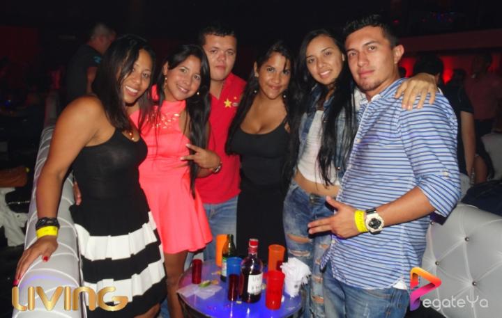 Foto 14 de Living - Marzo 14 del 2015 en Living Night Club, Cali
