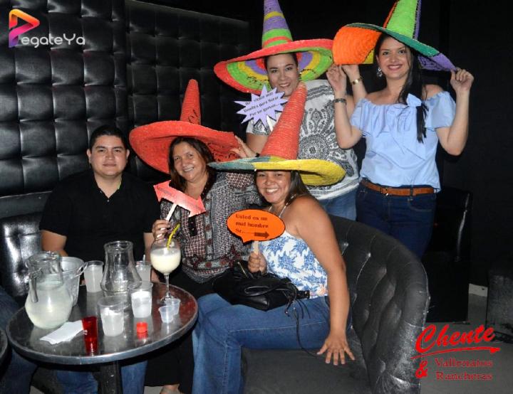 Foto 12 de CHENTE - 3er & 4to FDS Oct 2016 en CHENTE Vallenatos y Rancheras, Cali