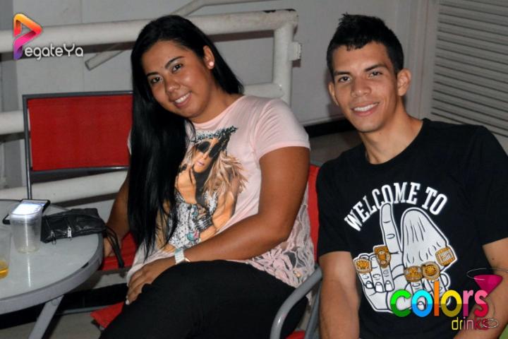 Foto 25 de Colors - 1er FDS Oct 2015 en Colors Drinks