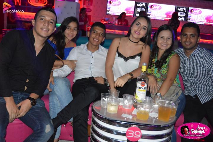 Foto 29 de Final Karaoke - 27 de julio 2017 en Fresa Salvaje, Cali