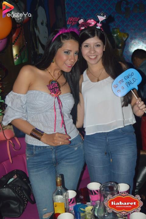 Foto 13 de Kabaret Bar - 3er Fds Dic. 2016 en Kabaret - Granada, Cali
