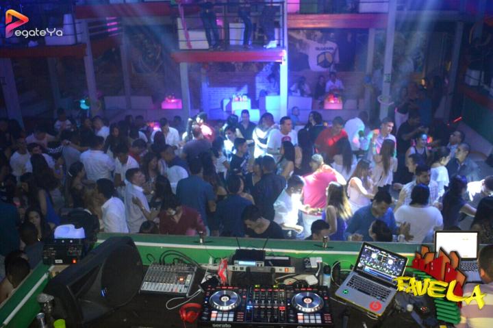 Foto 2 de Favela Club - 1er Fds Mayo 2017 en Favela Club Menga, Cali