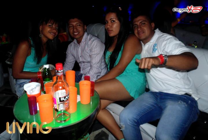 Foto 12 de Living - Amor y Amistad en Living Night Club, Cali
