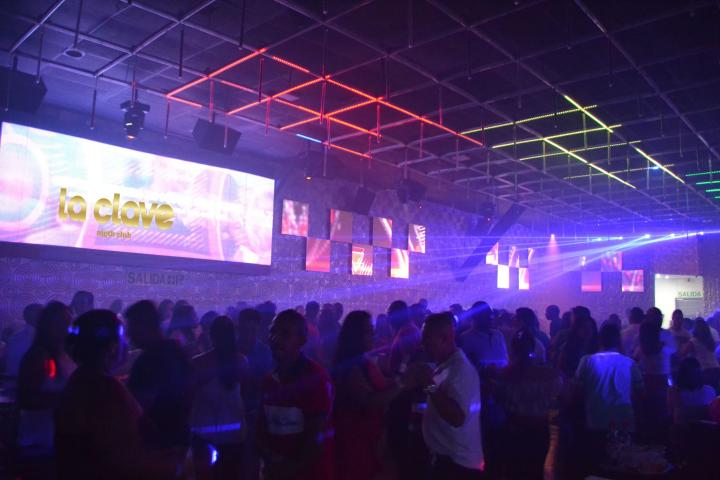 Foto 23 de Salsa Night Club - 1er Fds Julio 2017 en Salsa Night Club, Cali