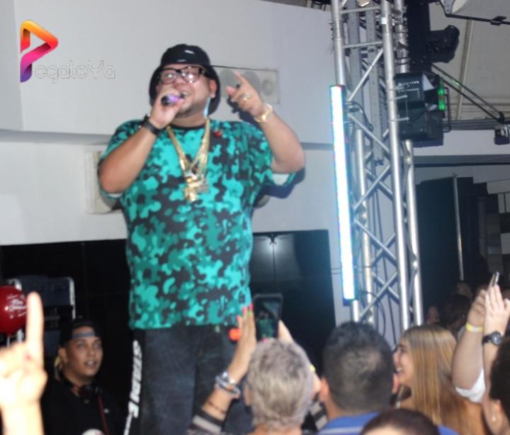 Foto 126 de Lolas - Aniversario Junio 2015 en Lolas Club Menga Cali, Cali