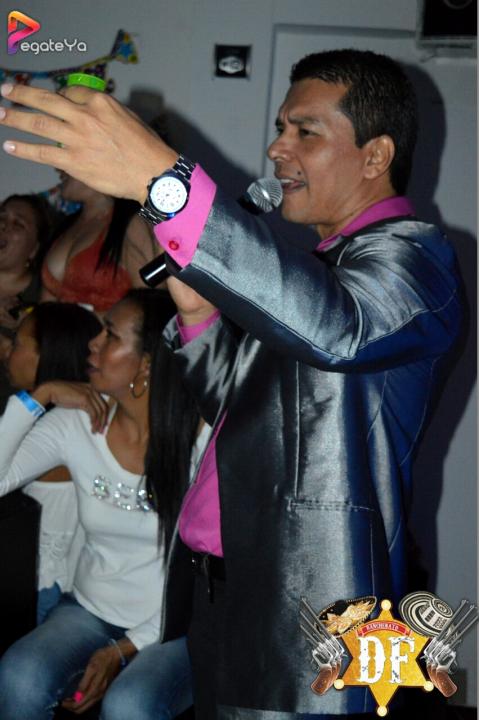 Foto 6 de EL DF - 3er FDS Julio 2017 en El DF Club Discoteca
