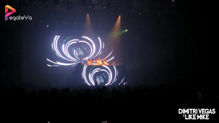 Foto 121 de Dimitri Vegas & Like Mike en Dimitri Vegas & Like Mike, Cali