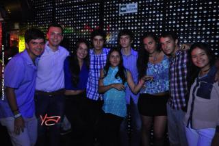 Foto 57 de Bar BLING 12 de abril de 2014 en Bar Bling Bucaramanga, Bucaramanga