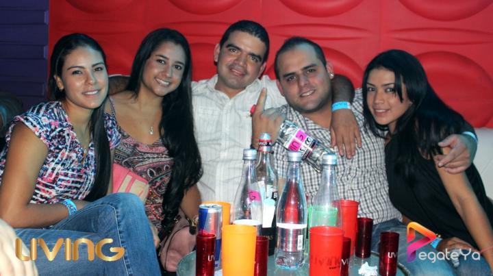 Foto 39 de Living Night Club - 5to FDS Enero 2015 en Living Night Club, Cali