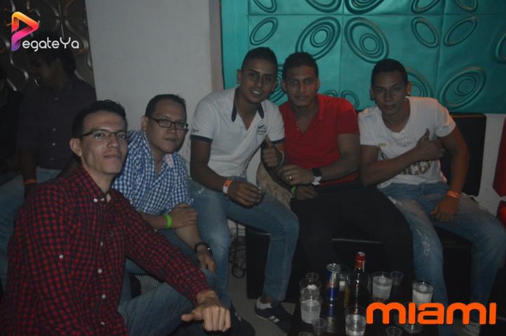 Foto 52 de Miami Bar - 3er & 4to Fds Marzo 2016 en Miami Bar Cali, Cali