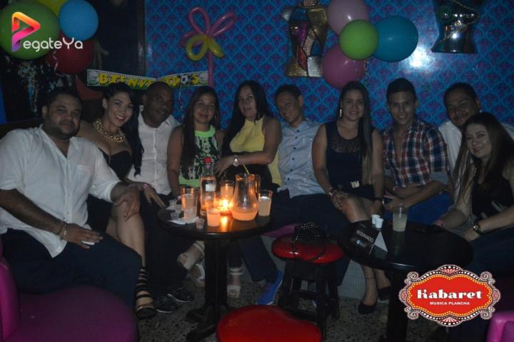 Foto 13 de Kabaret Bar - 5to FDS Mayo 2015 en Kabaret - Granada, Cali