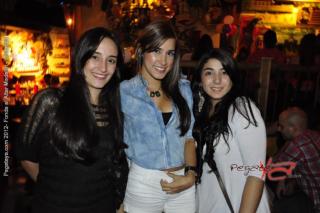 Foto 4 de sabado 26 mayo 2012 Fonda El Altar en Fiestas Colombia, Medellín