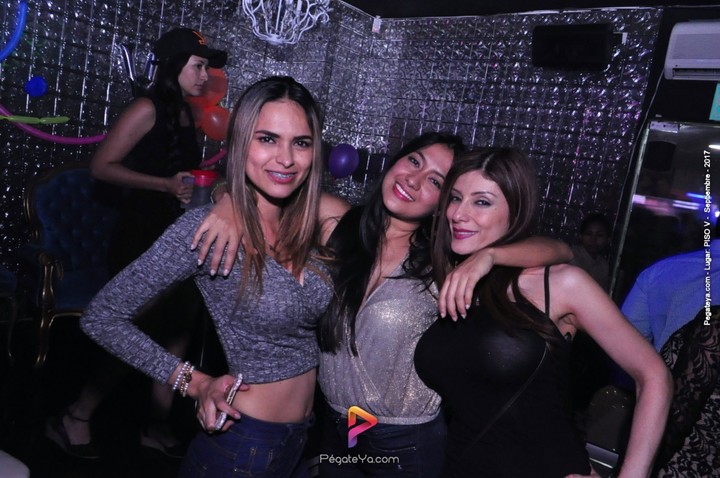 Foto 13 de PISO V - sábado 2 de sep 2017 en Bar Piso V Bucaramanga, Bucaramanga