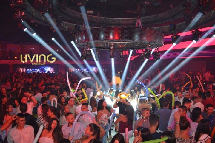 Foto 6 de Living - 2DO Fds Mayo 2017 en Living Night Club, Cali