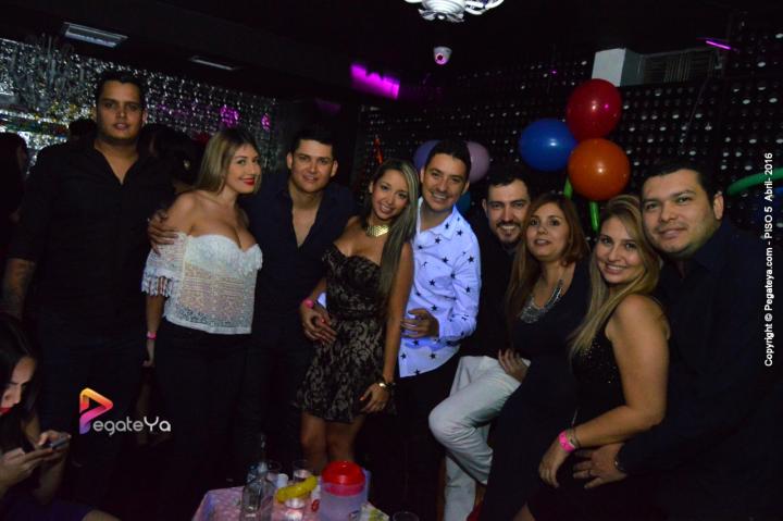 Foto 54 de PISO V - Sabado 2 de abril 2016 en Bar Piso V Bucaramanga, Bucaramanga