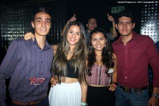 Foto 21 de Bling - Viernes 23 de mayo de 2014 en Bar Bling Bucaramanga, Bucaramanga