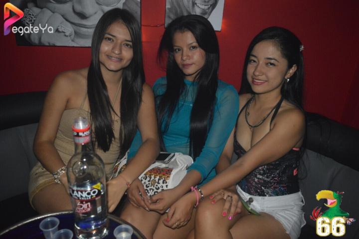 Foto 14 de La Lora - 2do Fds Abril 2016 en La Lora Bar, Cali