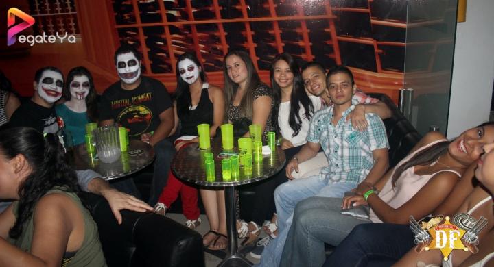 Foto 10 de El DF Club - Hallowen 2016 en El DF Club Discoteca