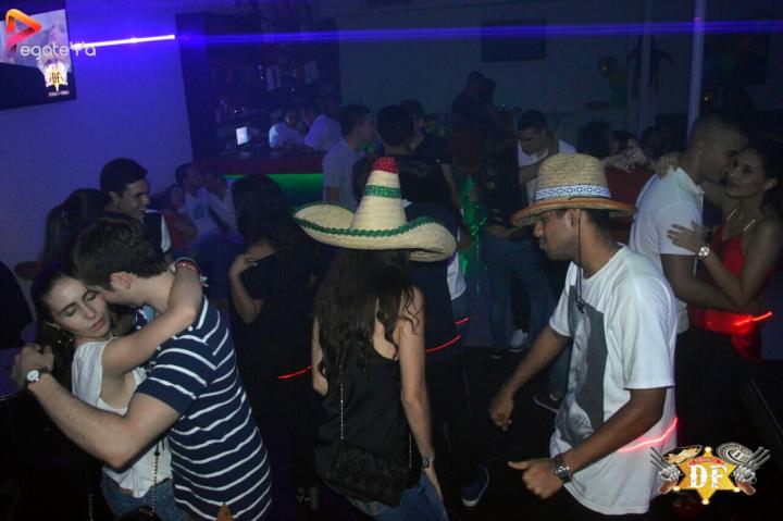 Foto 17 de EL DF CLUB - 1er / 2do Fds Enero 2017 en El DF Club Discoteca