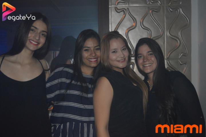 Foto 17 de Miami Bar - 1er Fds Abril 2016 en Miami Bar Cali, Cali