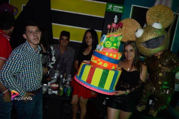 Foto 50 de El Manicomio sábado 27 de junio 2015 en Discoteca El Manicomio Bucaramanga, Bucaramanga