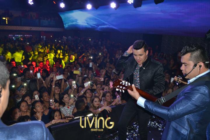 Foto 19 de Living - 2do Fds Julio 2017 en Living Night Club, Cali
