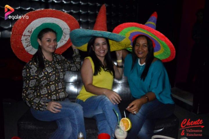Foto 9 de CHENTE - 5to FDS ENERO 2016 en CHENTE Vallenatos y Rancheras, Cali