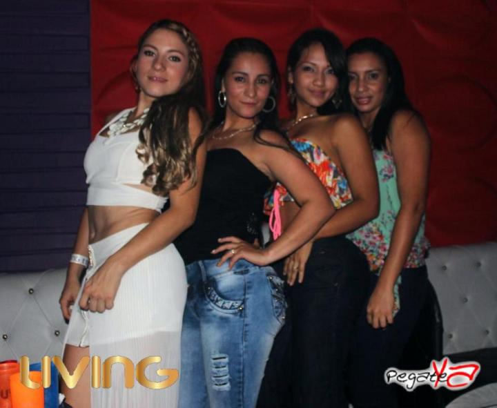 Foto 20 de Living Night Club - Oct 11 en Living Night Club, Cali
