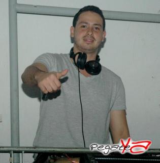 Foto 17 de Agosto 31 del 2013 en Babel / Barra Libre Cali, Cali