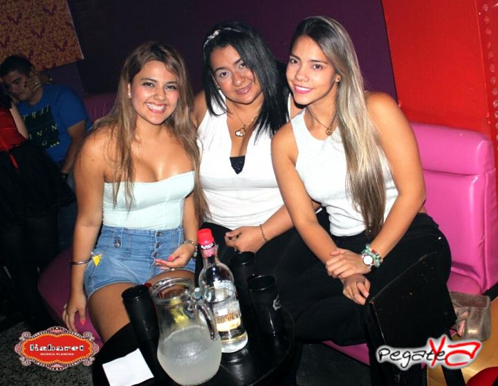 Foto 2 de Kabaret Bar - Agosto 23 del 2014 en Kabaret - Granada, Cali