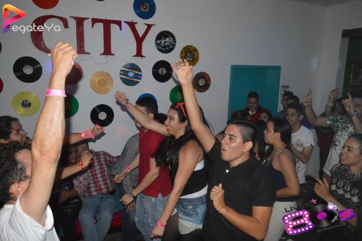 Foto 9 de living 80 - 4to Junio 2016 en Living Ochentas Cali, Cali