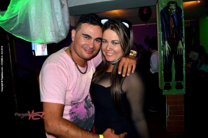 Foto 54 de Chabela viernes 31 de octubre de 2014 en Discoteca Chabela Bucaramanga, Bucaramanga