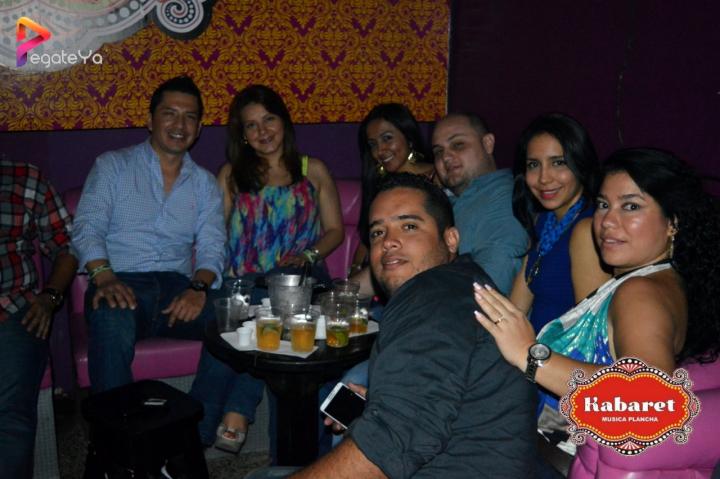 Foto 11 de Kabaret Bar - 4to FDS Mayo 2015 en Kabaret - Granada, Cali