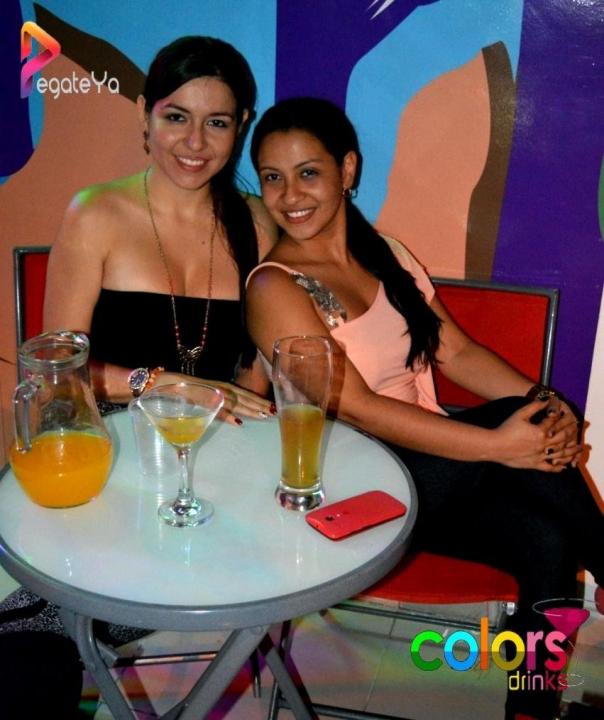 Foto 2 de Colors Dinks - 3er FDS Agosto 2015 en Colors Drinks