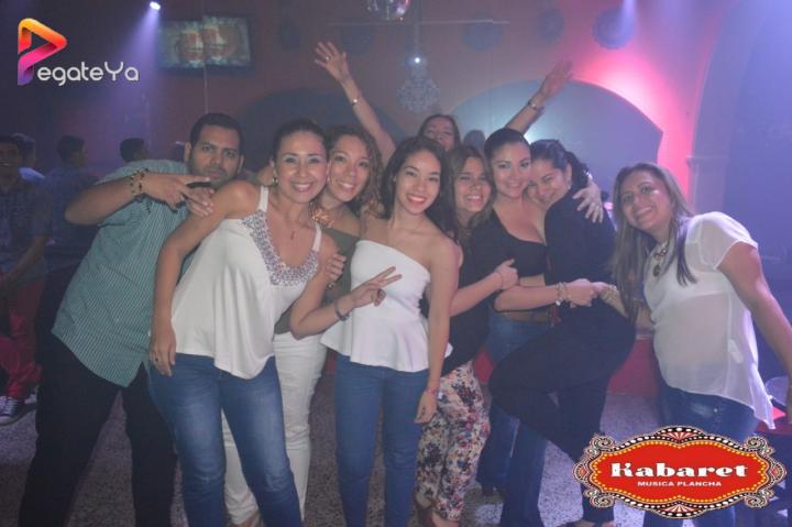 Foto 4 de Kabaret Bar - 1er Fds Abril en Kabaret - Granada, Cali