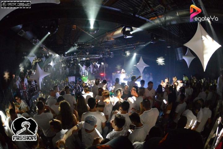 Foto 94 de 5ta Edicion Fiesta Blanca - Mission Club en Pegateya Cali, Cali