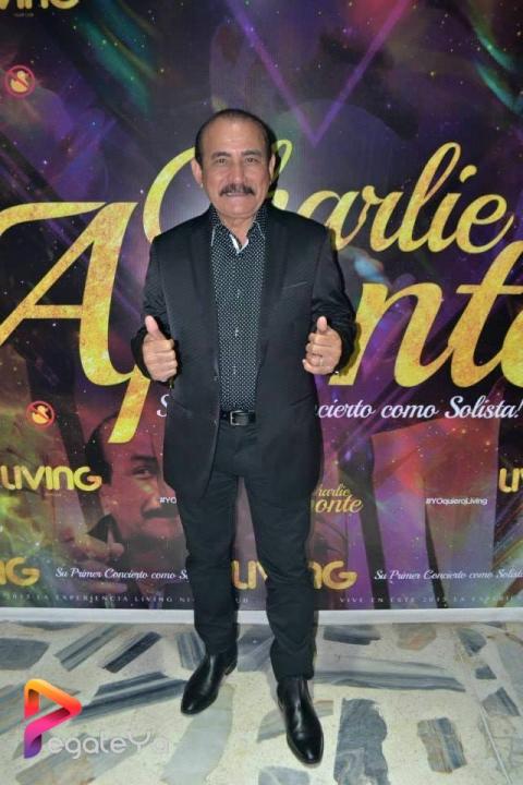 Foto 3 de Living - Charly Aponte en Living Night Club, Cali