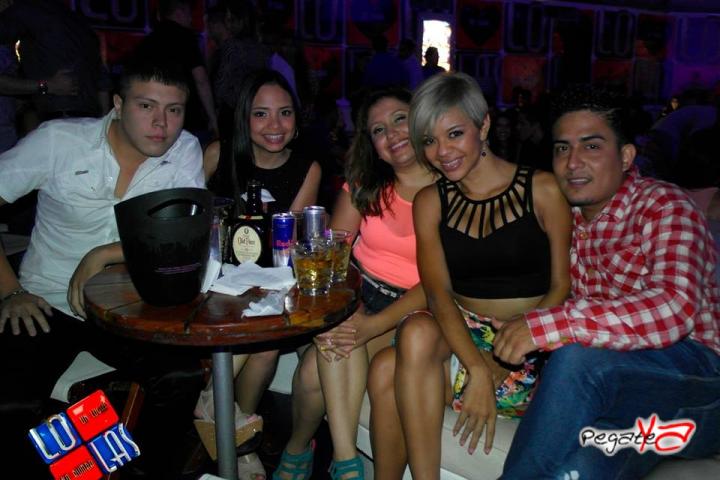 Foto 77 de Lolas - Alexis & Fido en Lolas Club Menga Cali, Cali