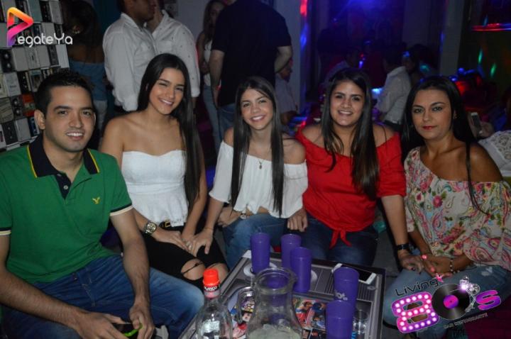 Foto 3 de Living 80´s - Inauguración en Living 80´s, Cali