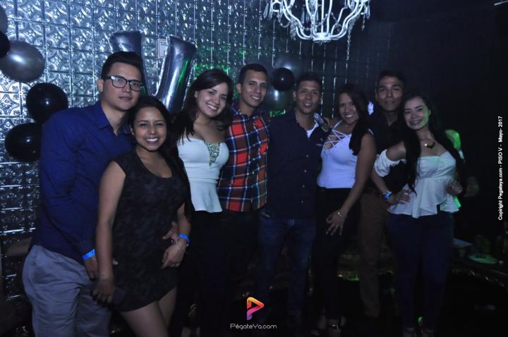 Foto 30 de Piso V - Sábado 6 de mayo de 2017 en Bar Piso V Bucaramanga, Bucaramanga