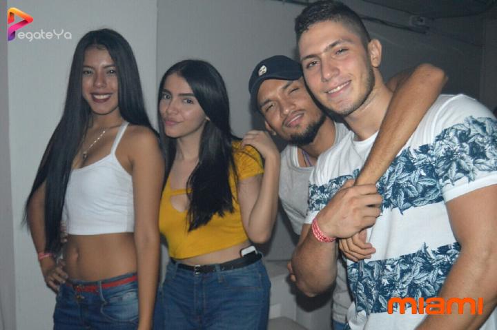 Foto 73 de Miami Bar - Feria de Cali 2016 en Miami Bar Cali, Cali