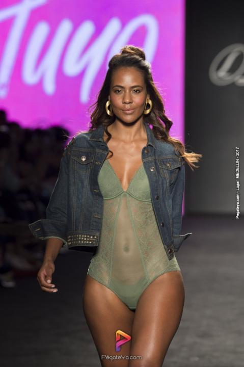 Foto 21 de Fotos Leonisa - Colombiamoda 2017 en Fotos Colombiamoda, Medellín