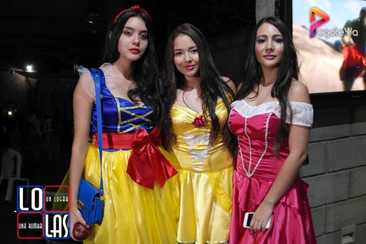 Foto 221 de Lolas Halloween 2015 en Lolas Club Menga Cali, Cali