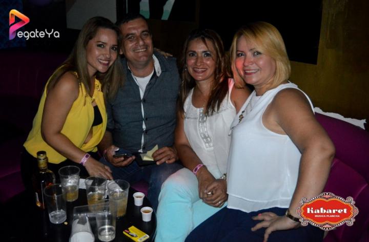 Foto 8 de Kabaret Bar - 1er FDS Agosto 2015 en Kabaret - Granada, Cali
