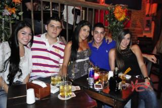 Foto 5 de sabado 26 mayo 2012 Fonda El Altar en Fiestas Colombia, Medellín