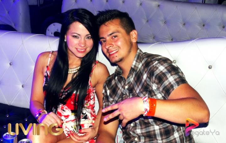 Foto 29 de Living Night Club - marzo 8 Del 2015 en Living Night Club, Cali