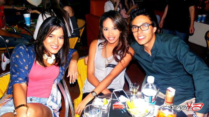 Foto 40 de Tropical Cocktails - Sept 20 en Tropical Cocktails Medellin, Medellín